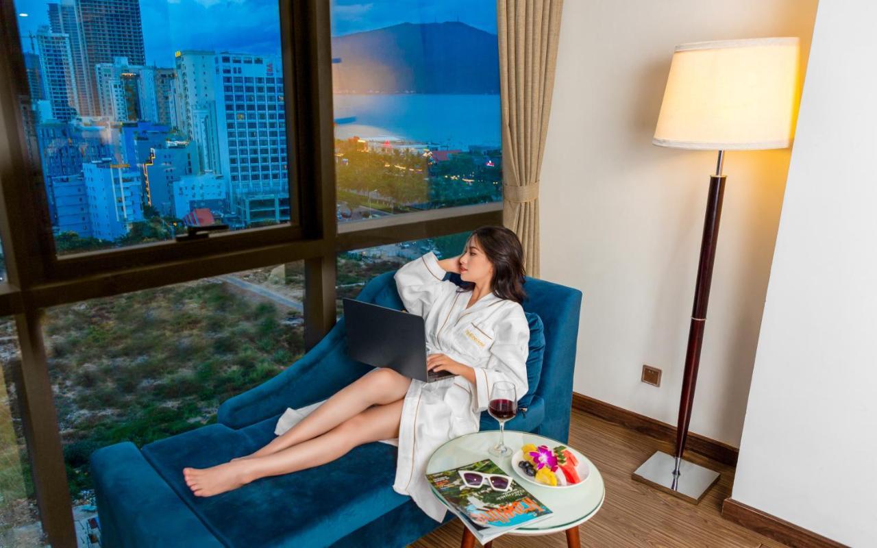 Pavilion Hotel Дананг Екстер'єр фото