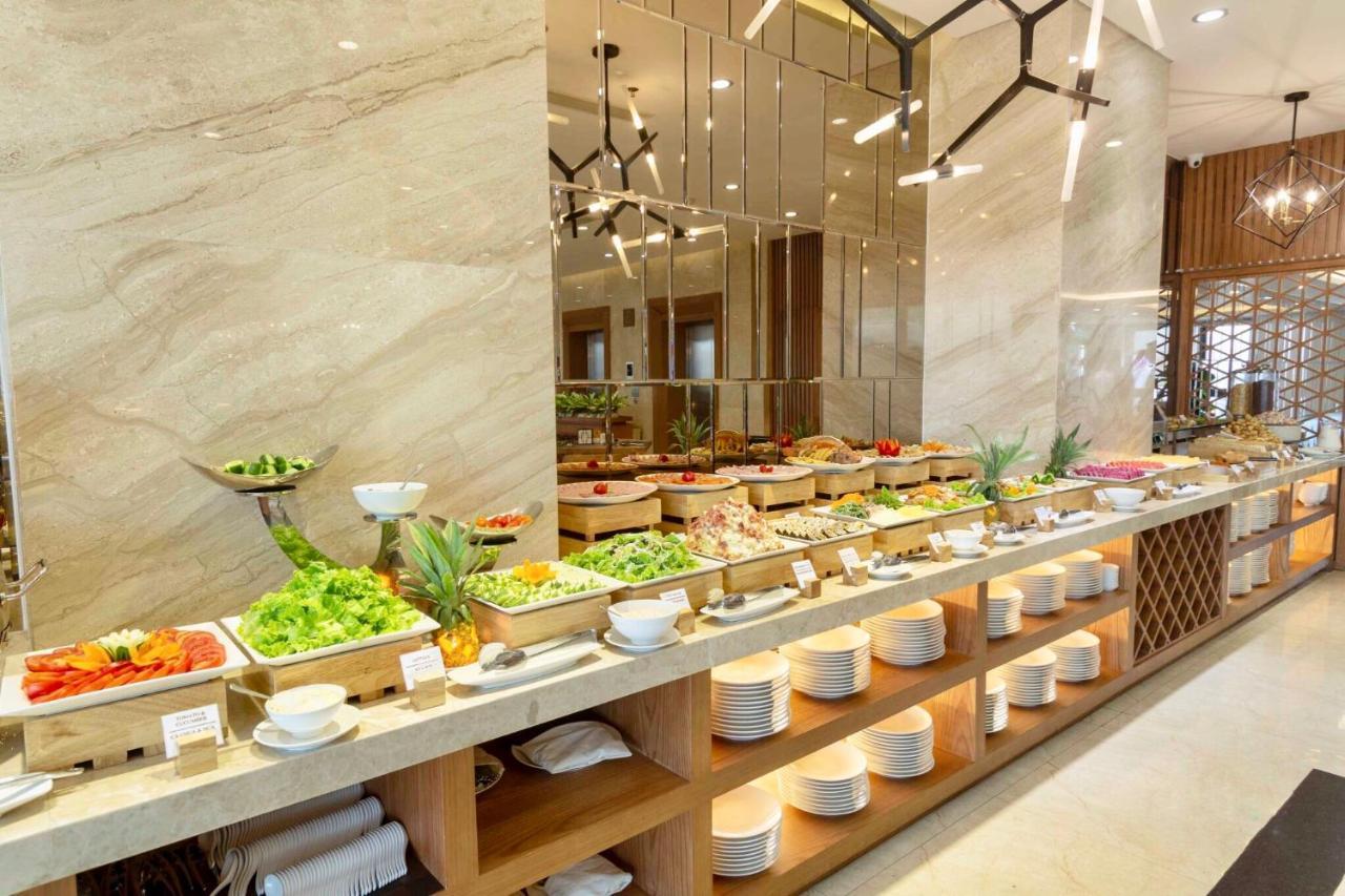 Pavilion Hotel Дананг Екстер'єр фото