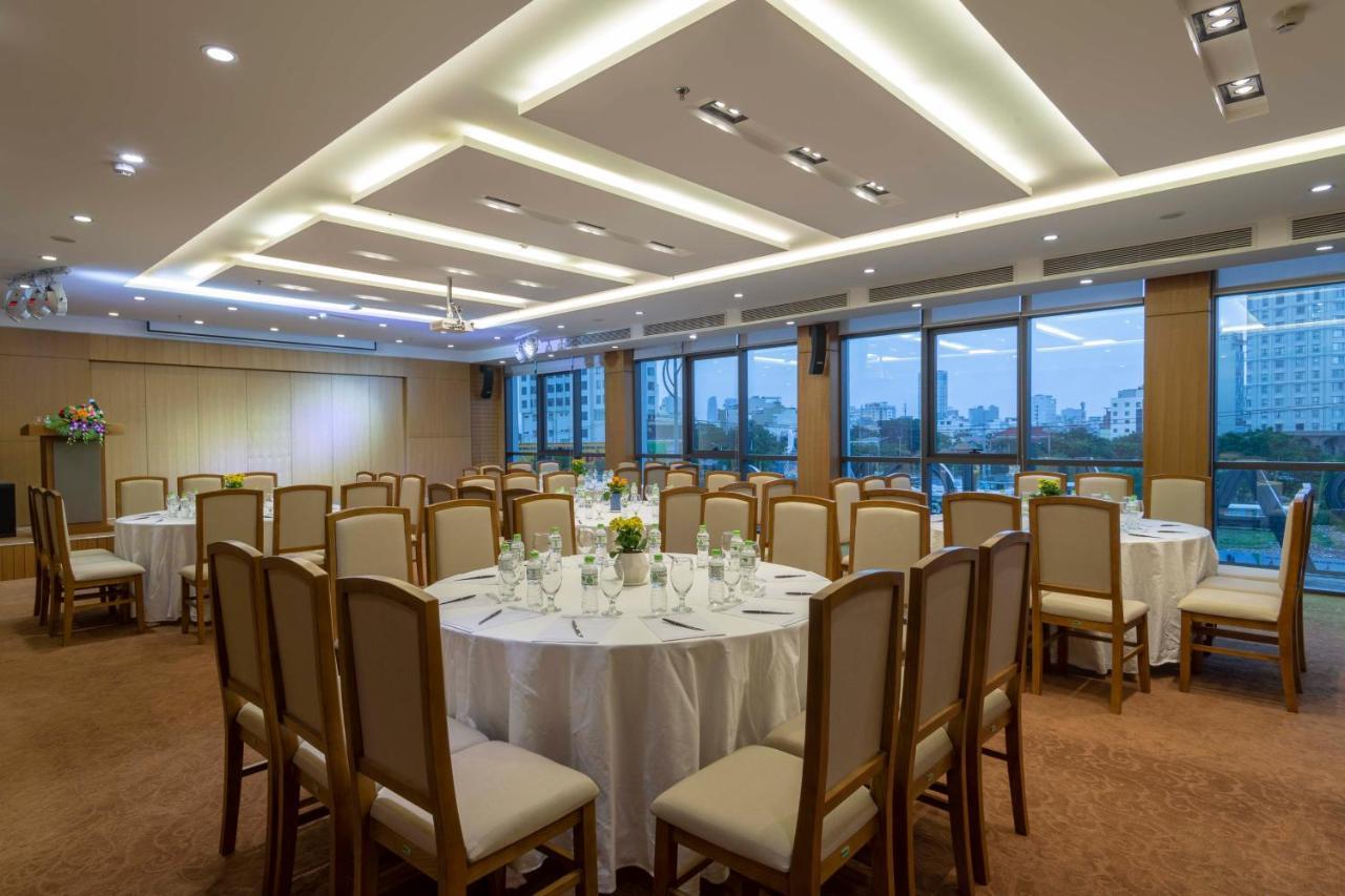 Pavilion Hotel Дананг Екстер'єр фото