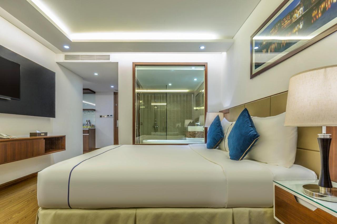 Pavilion Hotel Дананг Екстер'єр фото