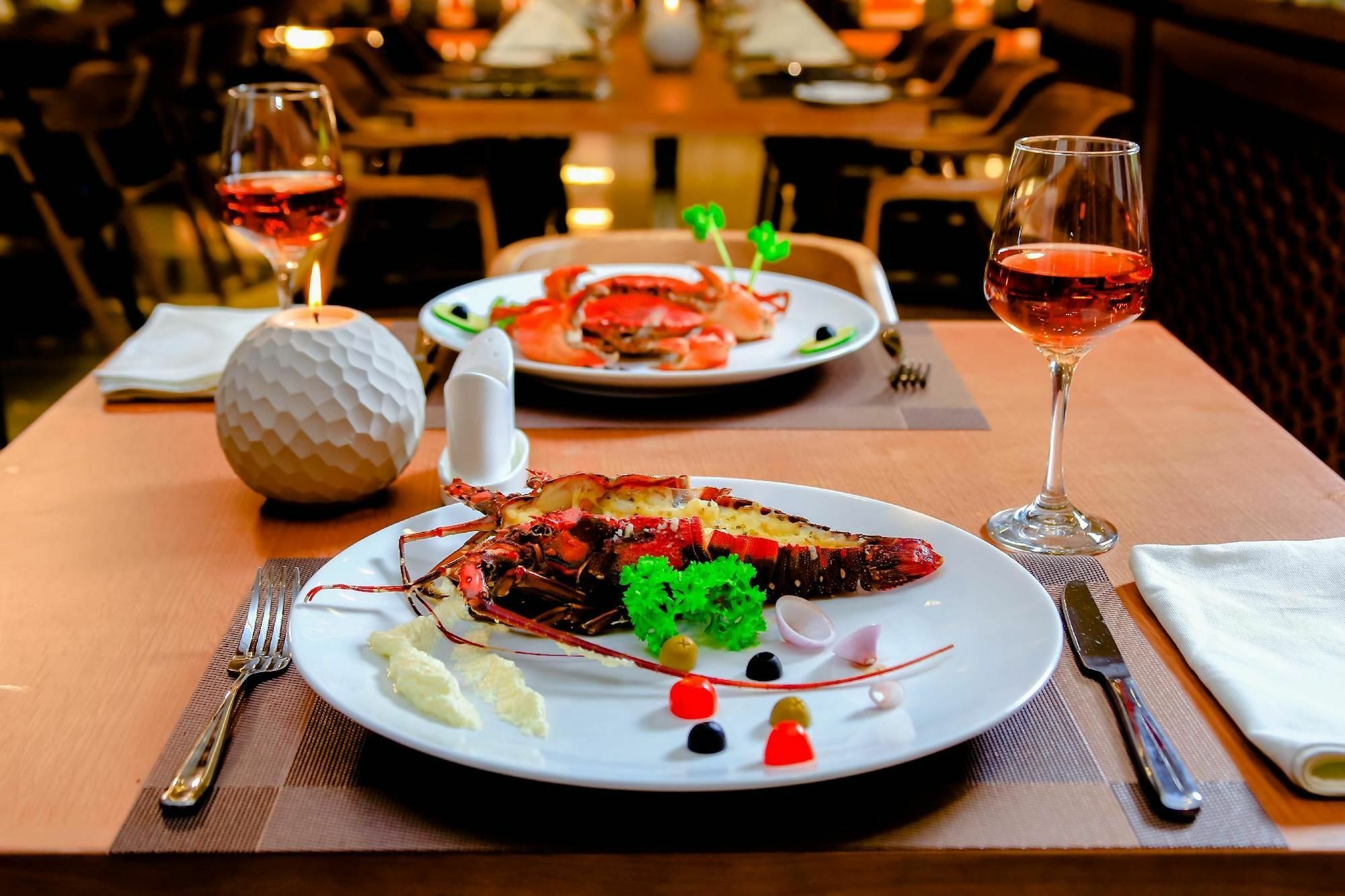 Pavilion Hotel Дананг Екстер'єр фото